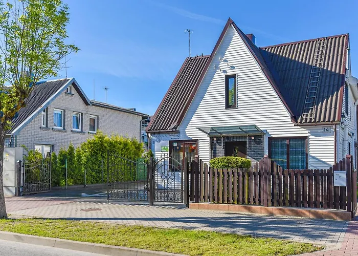 Inkaras Апартаменти Паланга